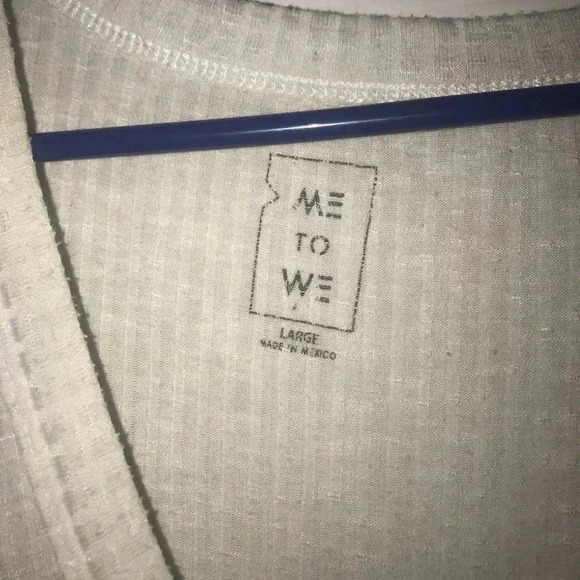 White Top - Picture 2 of 3